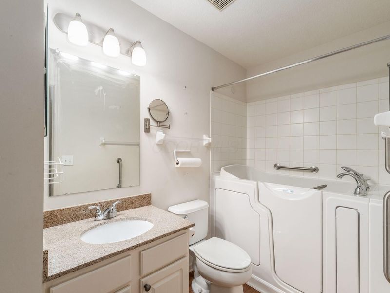 6013 Turnwood Drive, Unit 16, Westerville, OH 43081 Photo 30