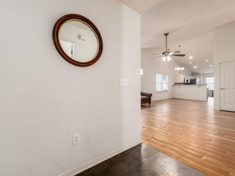 6013 Turnwood Drive, Unit 16, Westerville, OH 43081 Photo 4