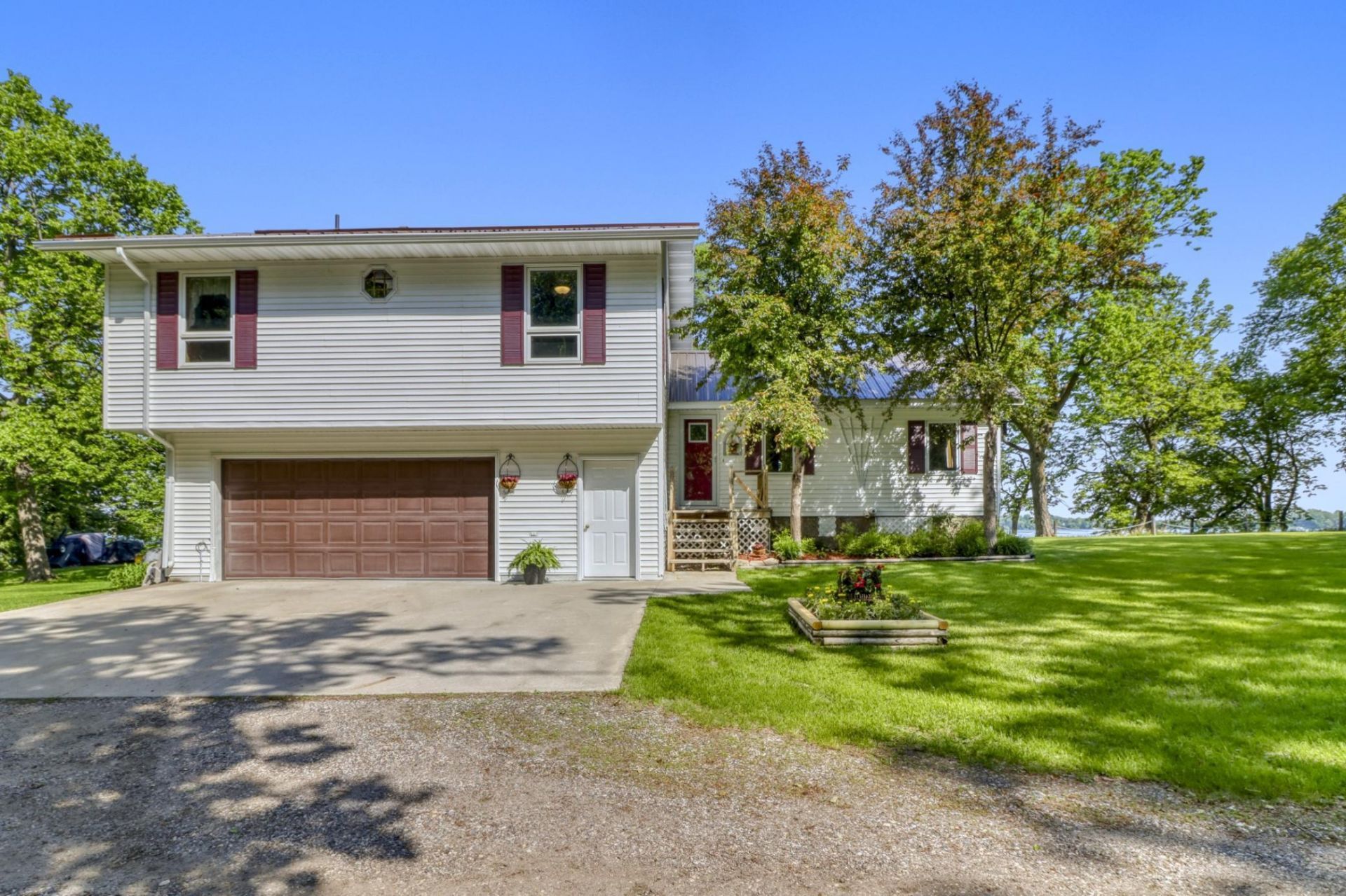 20473 Leisure Drive , Pelican Rapids, MN 56572 Main Photo