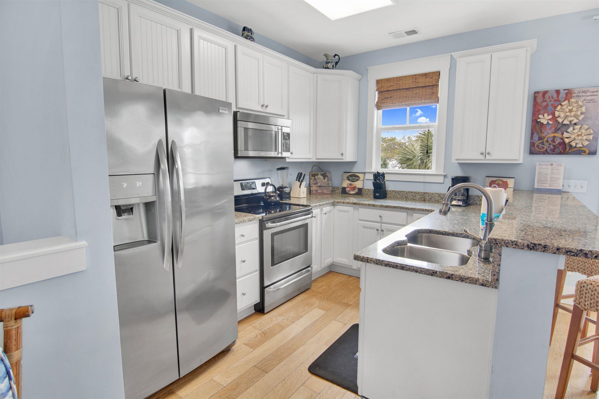 837 Madiera Dr.  Photo 17