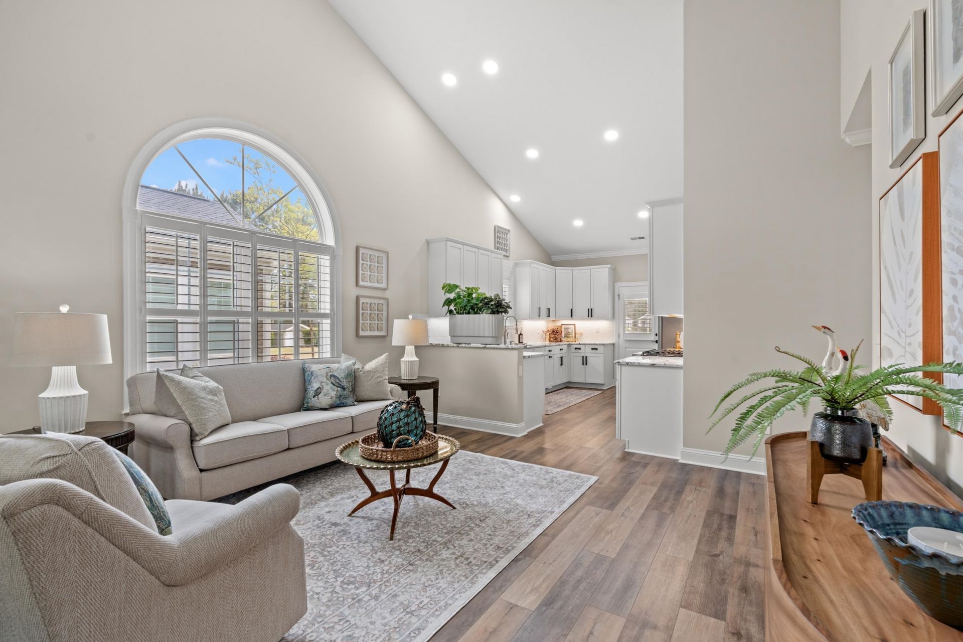 649 Elmwood Circle Photo 12