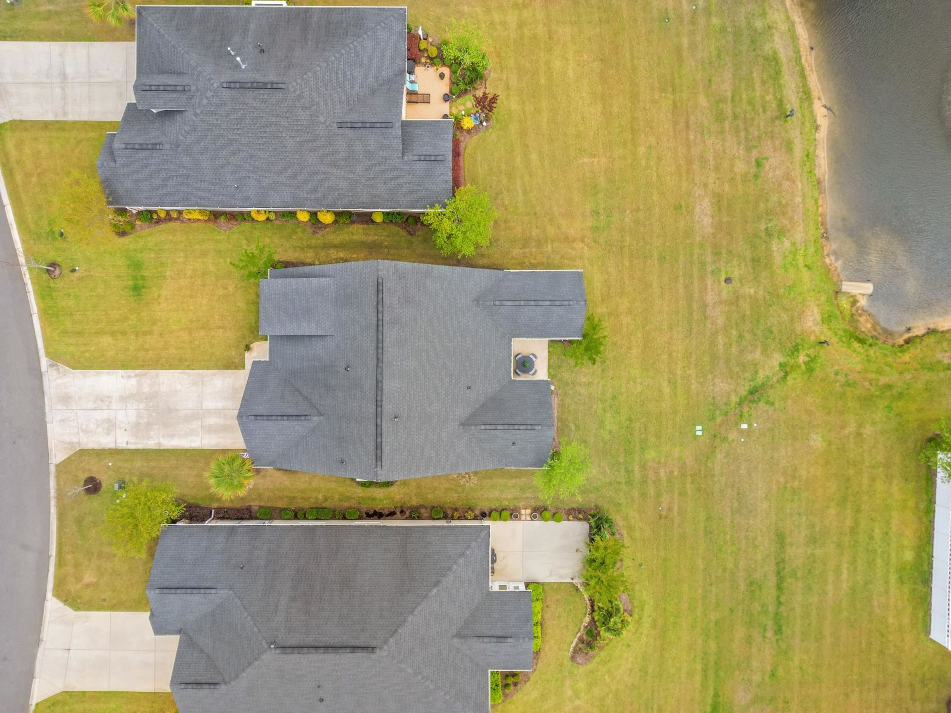 649 Elmwood Circle Photo 38