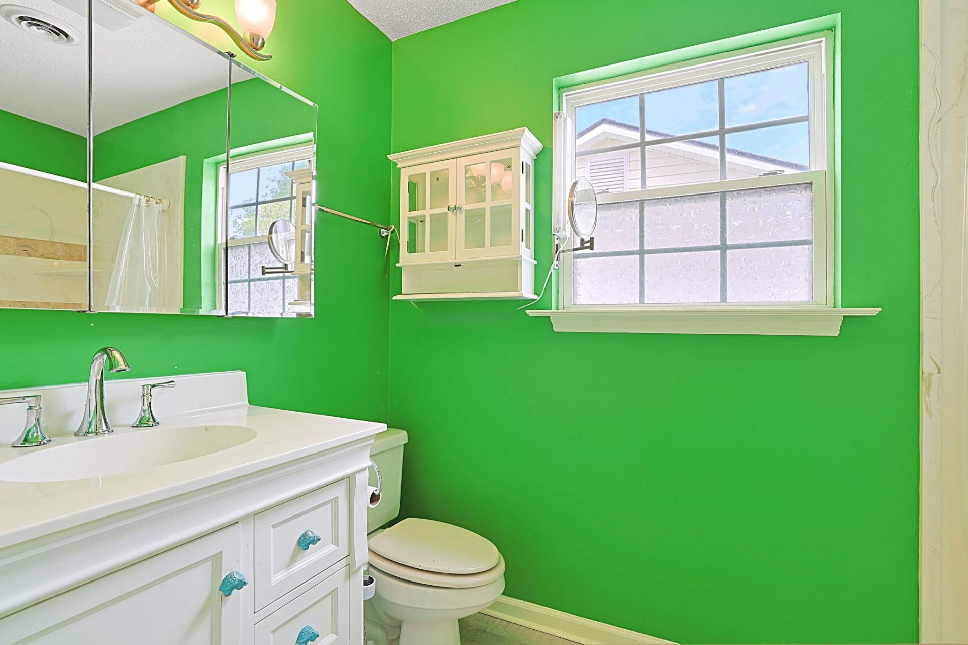 2552 Triumph Dr. Photo 16