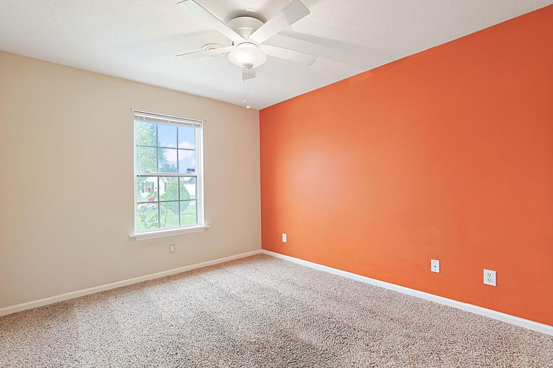 2552 Triumph Dr. Photo 23