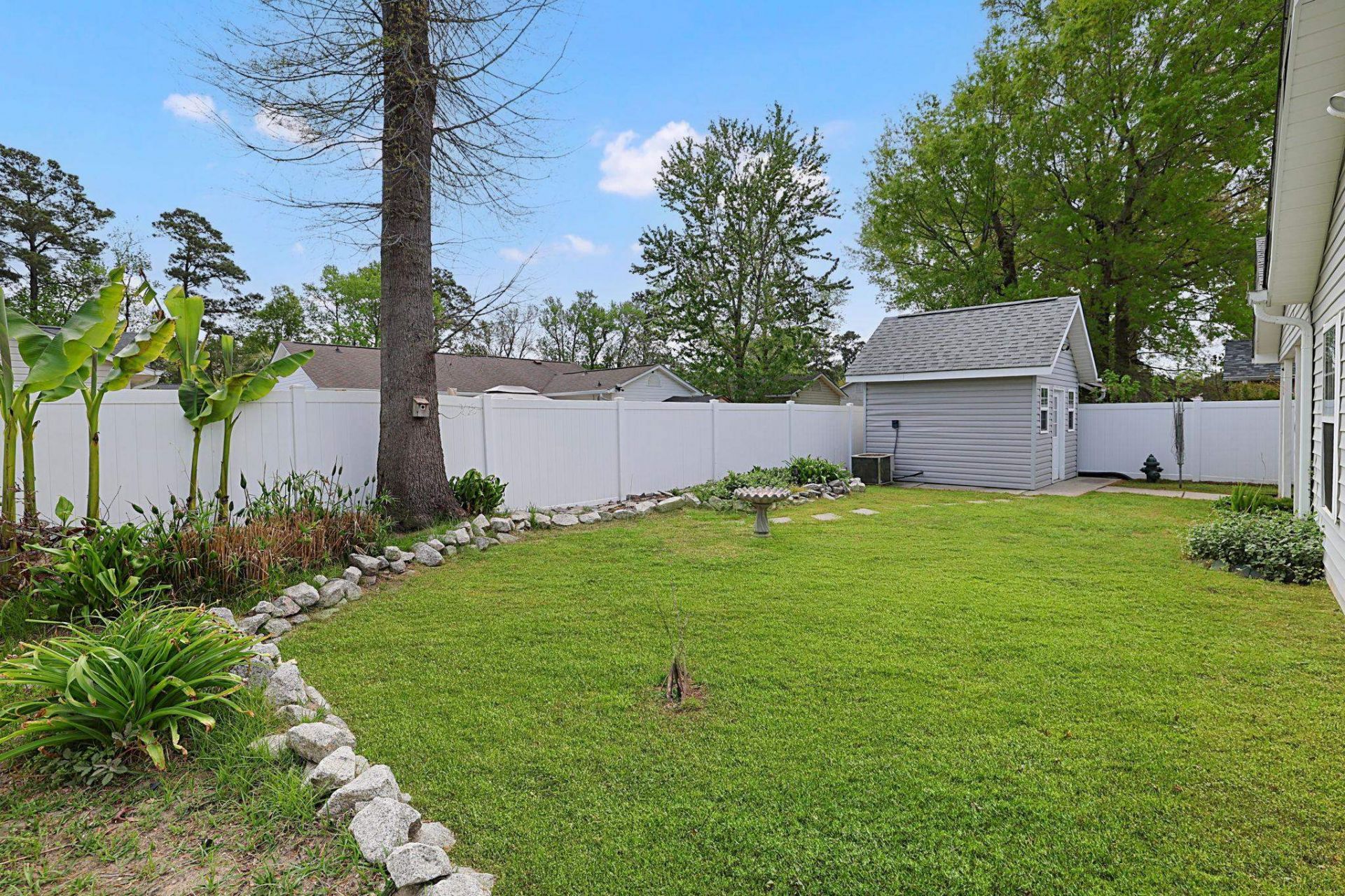 2552 Triumph Dr. Photo 34