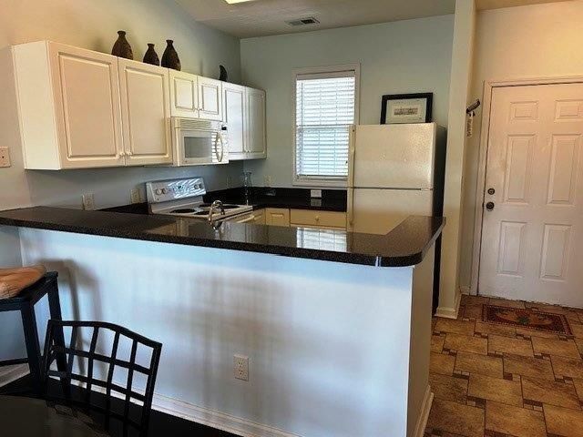 901 West Port Dr. Photo 6