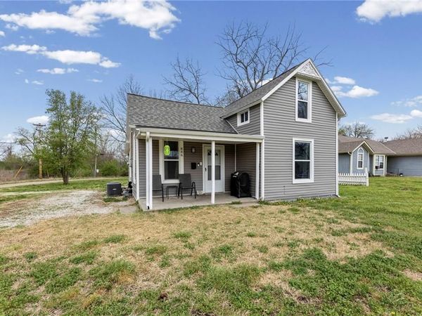 846 S Olive Street, Ottawa, KS 66067
