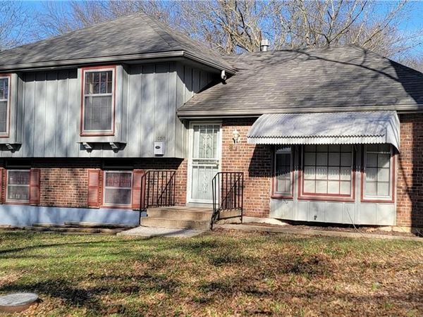 10319 Skiles Avenue, Kansas City, MO 64134