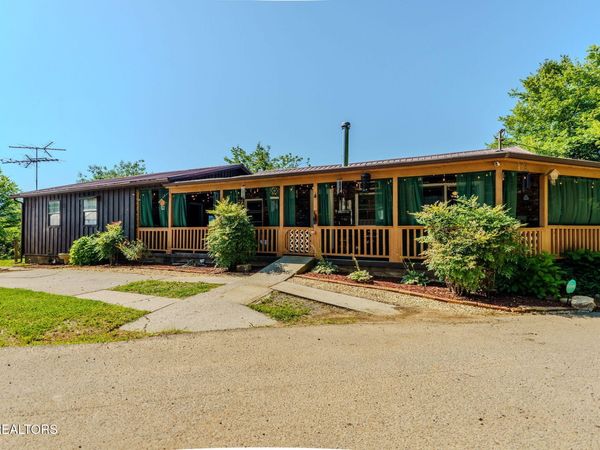 891 Tolley Hollow Rd, Newport, TN 37821
