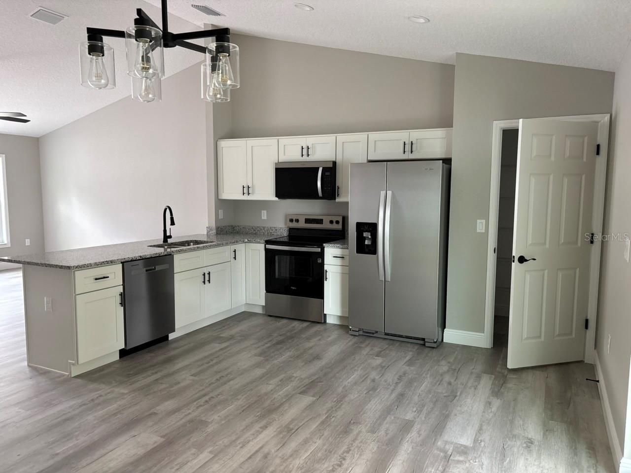 8949 N Cortlandt Drive , Dunnellon, FL 34434 Photo