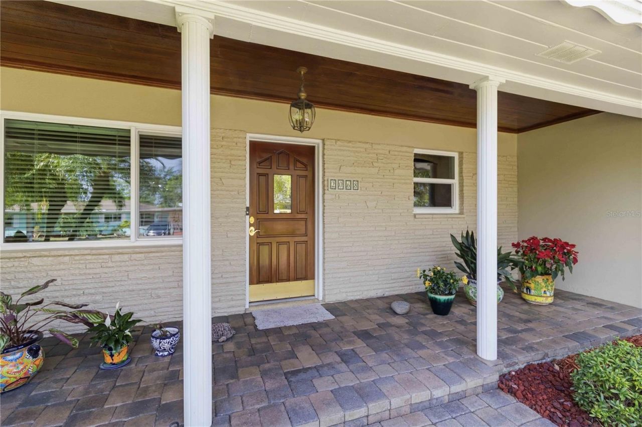 2068 Sunnyside Lane, Sarasota, FL 34239 Photo