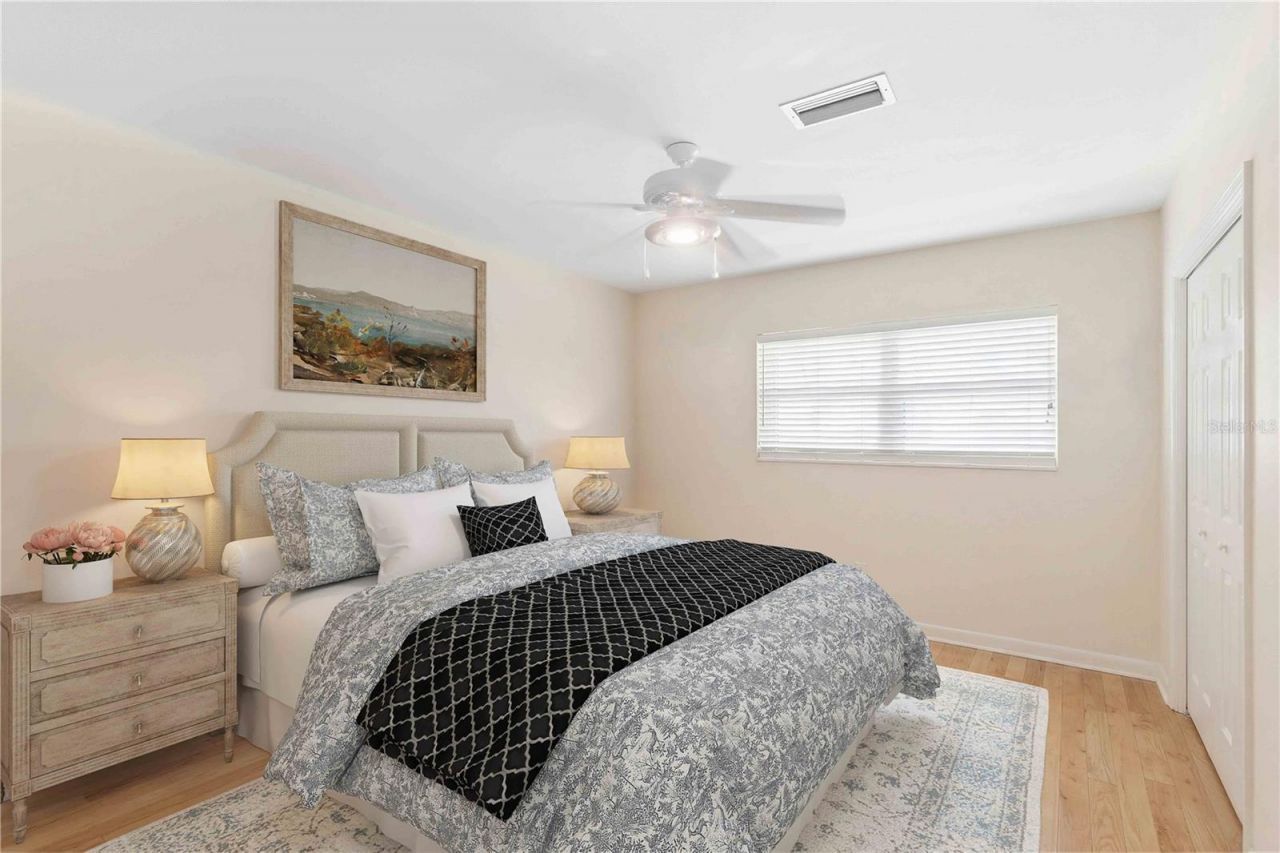 2068 Sunnyside Lane, Sarasota, FL 34239 Photo