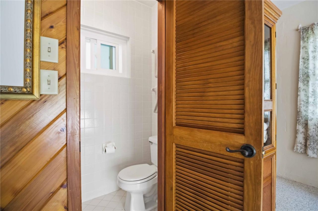 2068 Sunnyside Lane , Sarasota, FL 34239 Photo