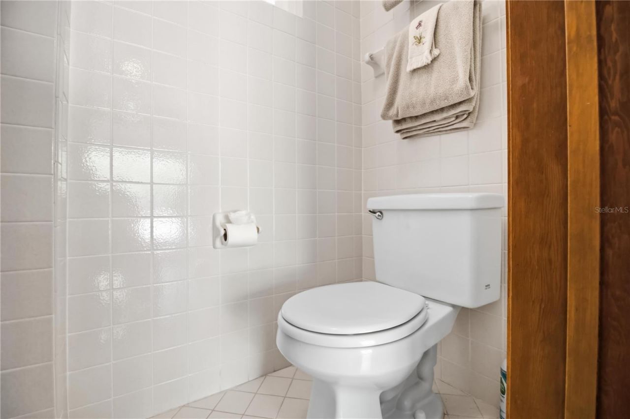 2068 Sunnyside Lane , Sarasota, FL 34239 Photo