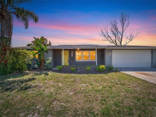 5300 FALCON DRIVE , HOLIDAY, FL 34690