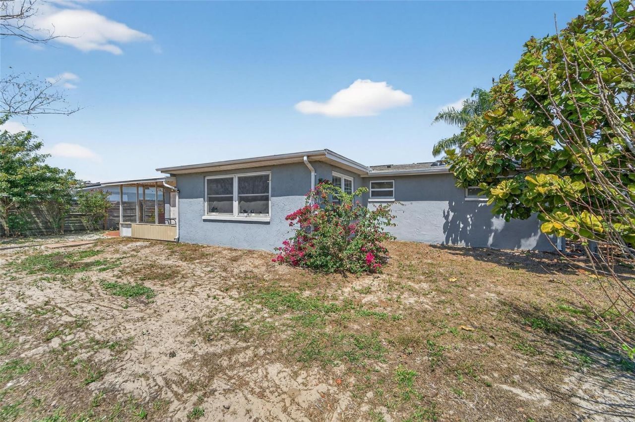 5300 Falcon Drive, Holiday, FL 34690 Photo