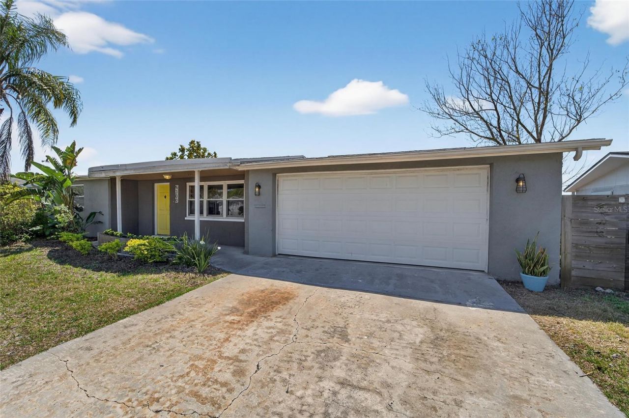 5300 Falcon Drive, Holiday, FL 34690 Photo