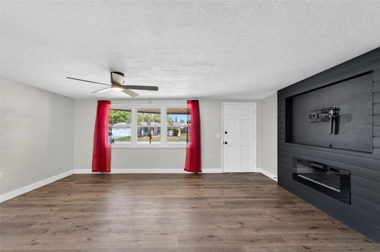 5300 Falcon Drive, Holiday, FL 34690 Photo