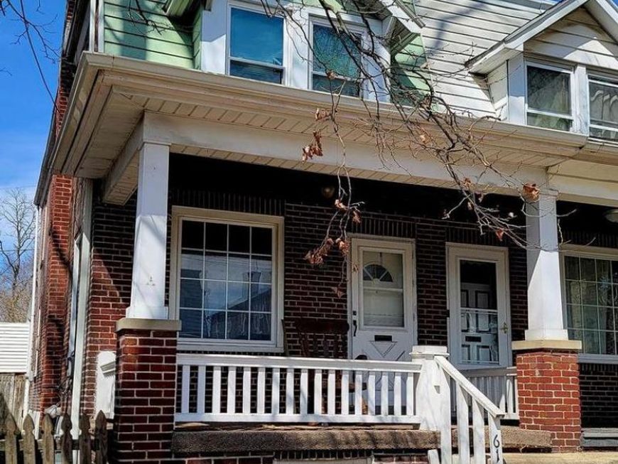 613 Crescent Avenue, Reading, PA 19605 Main Photo