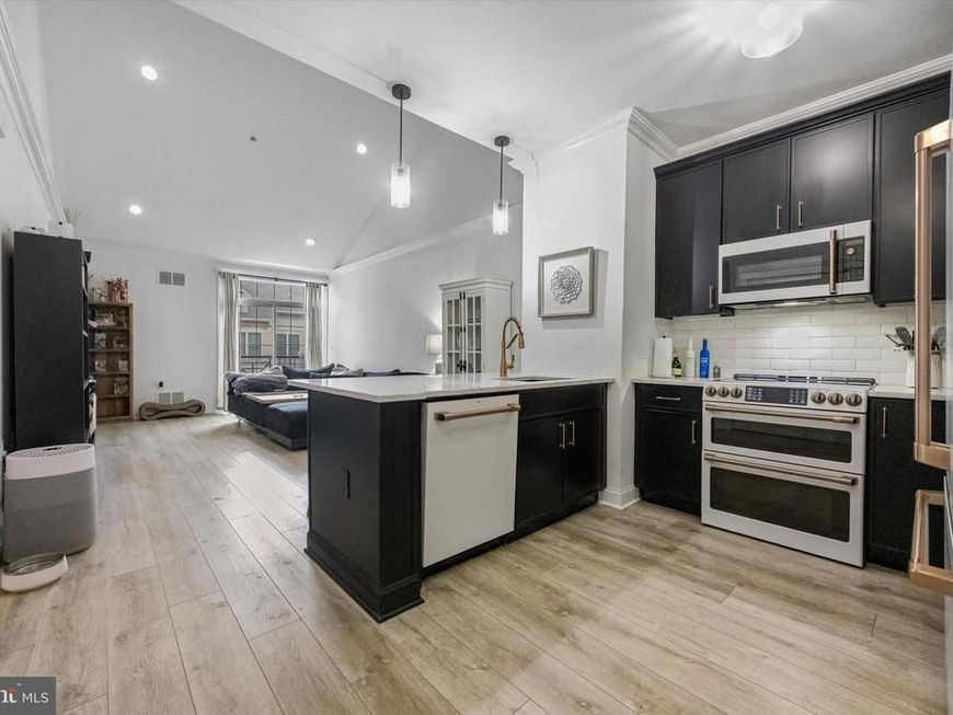 200 W Elm Street, Unit 1428, Conshohocken, PA 19428 Main Photo