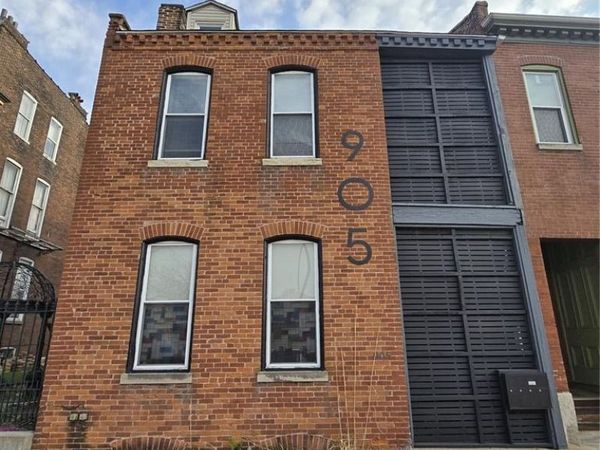 905 Park Avenue , St Louis, MO 63104