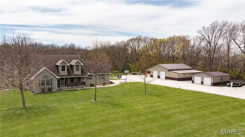 3407 Castleberry Road, Waverly, IL 62692 Main Photo