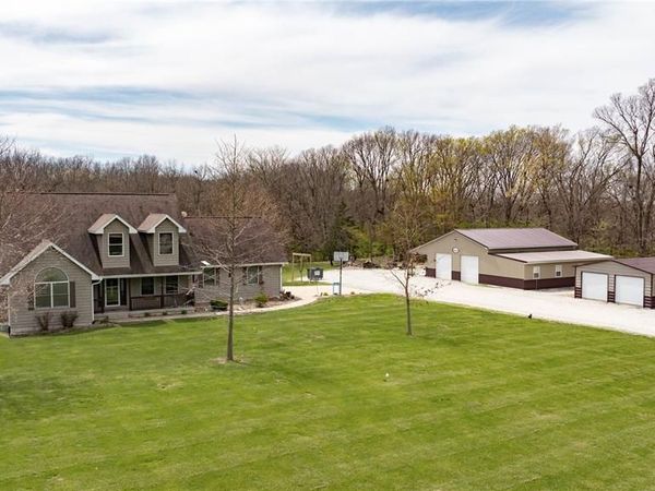 3407 Castleberry Road, Waverly, IL 62692