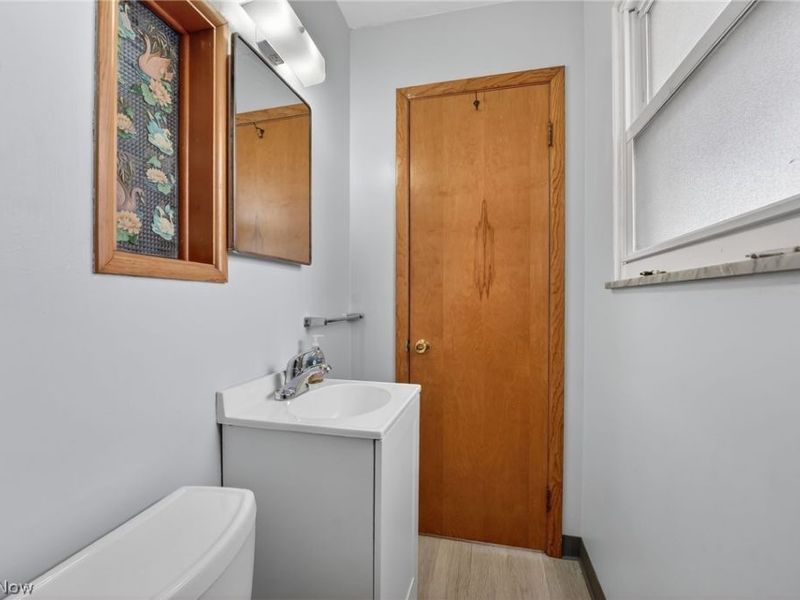 6010 Virginia Avenue , Parma, OH 44130 Photo 14