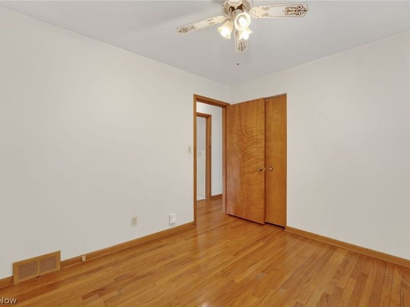 6010 Virginia Avenue , Parma, OH 44130 Photo 16