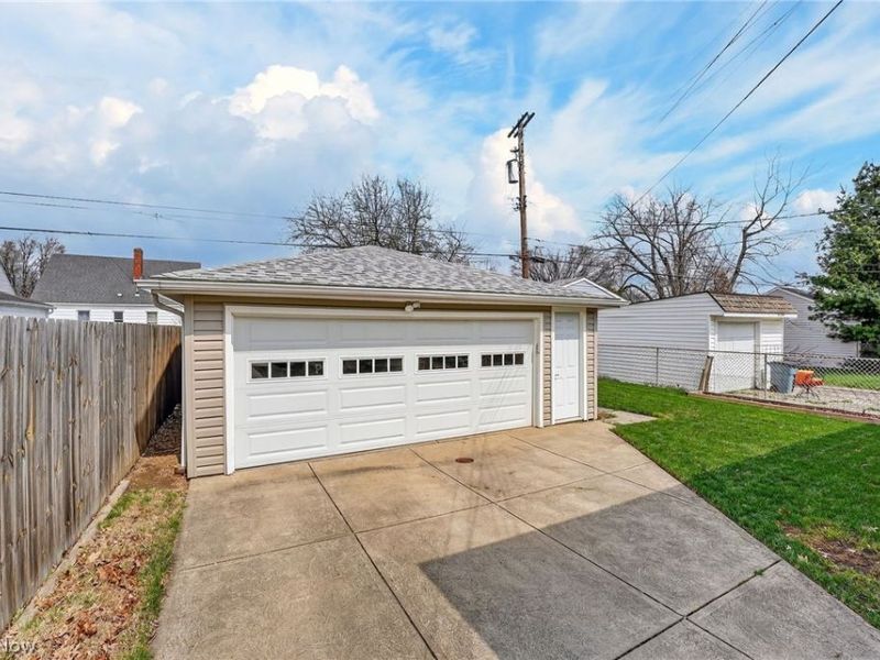 6010 Virginia Avenue , Parma, OH 44130 Photo 25