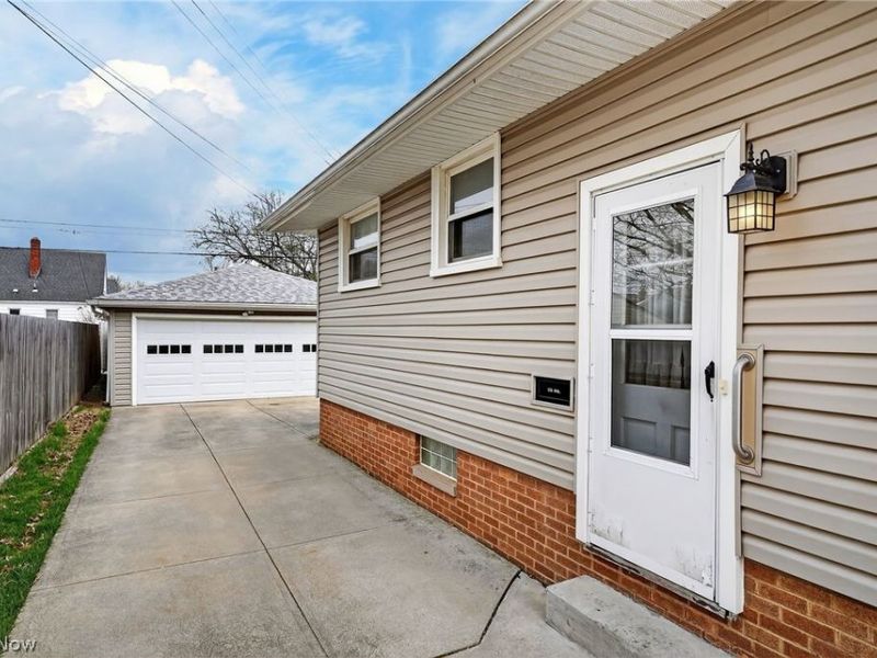 6010 Virginia Avenue , Parma, OH 44130 Photo 27