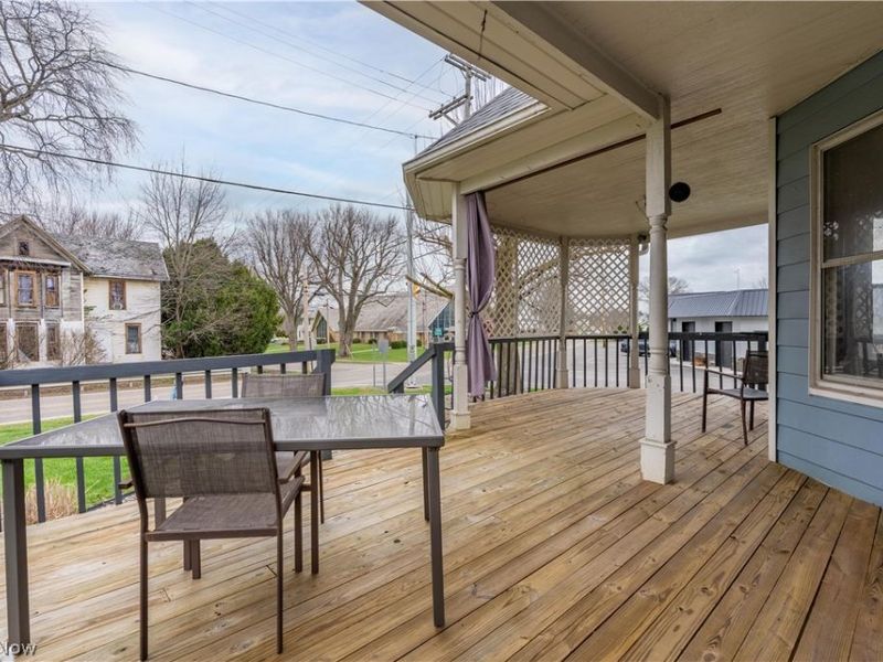 12020 Easton Street NE, Alliance, OH 44601 Photo 3