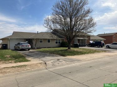 2913 S 134th Avenue, Omaha, NE 68144