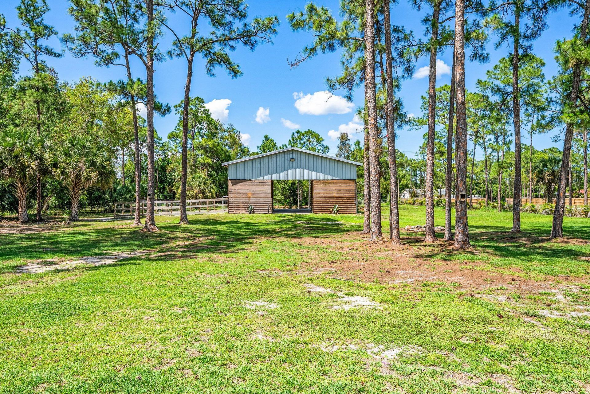 16105 Temple Boulevard, The Acreage, FL 33470 Photo