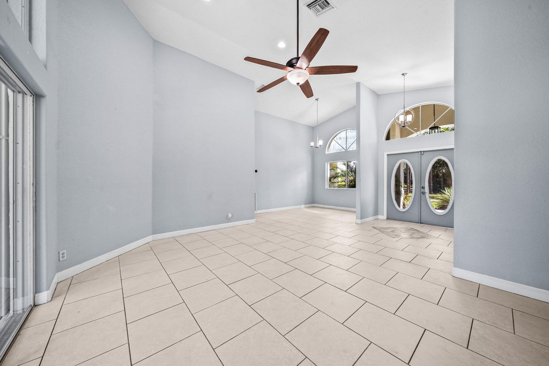 16105 Temple Boulevard, The Acreage, FL 33470 Photo