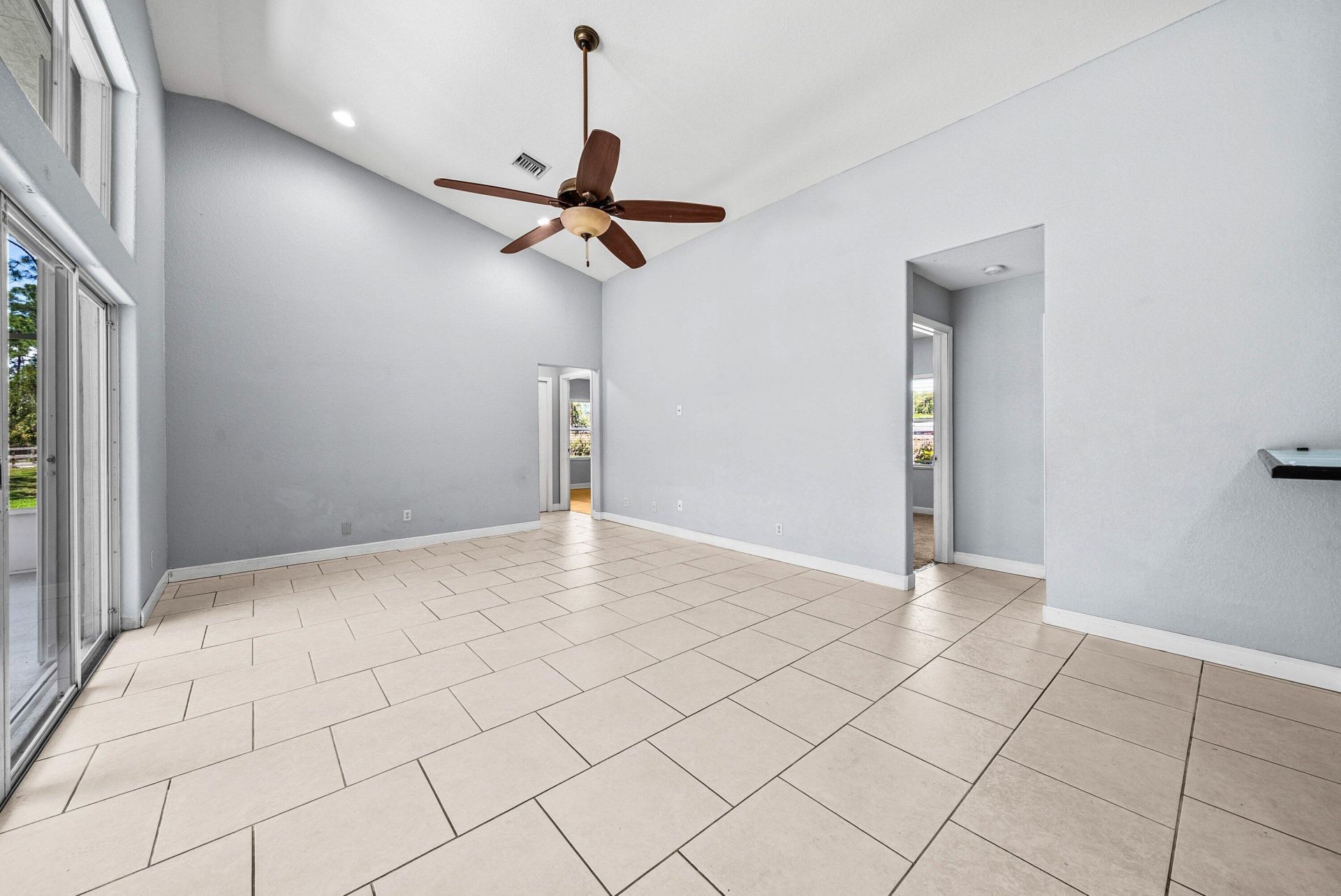 16105 Temple Boulevard, The Acreage, FL 33470 Photo