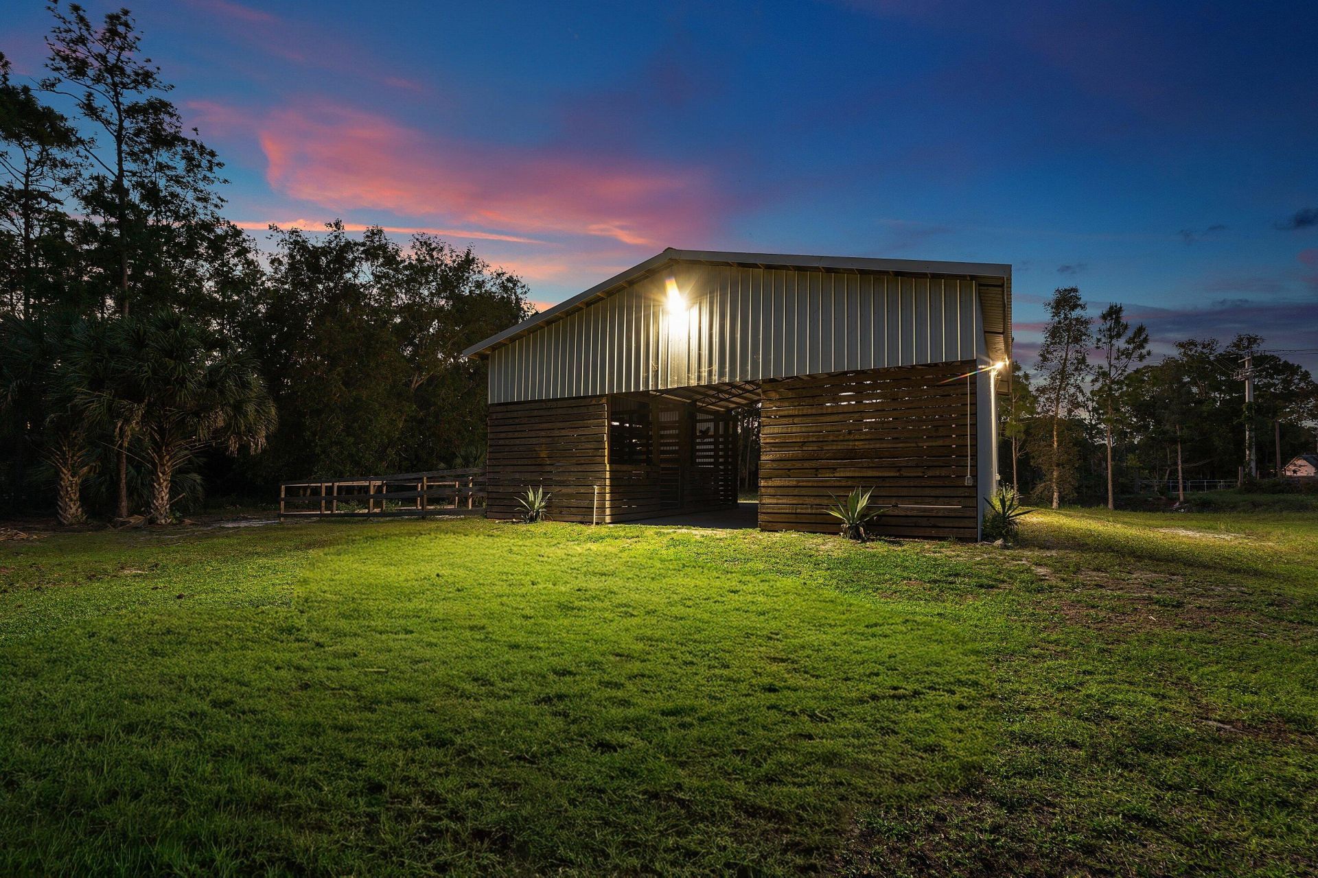 16105 Temple Boulevard, The Acreage, FL 33470 Photo