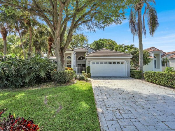 12751 Touchstone Place, Palm Beach Gardens, FL 33418