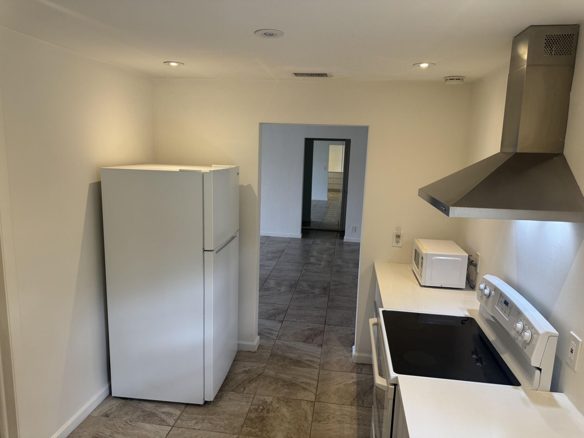 100 NW 27th Street, Pompano Beach, FL 33064 Photo