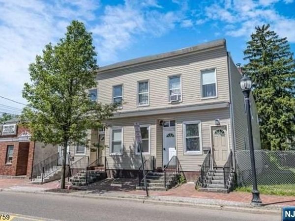 1099-1101 Ringwood Avenue, WANAQUE, NJ 07420