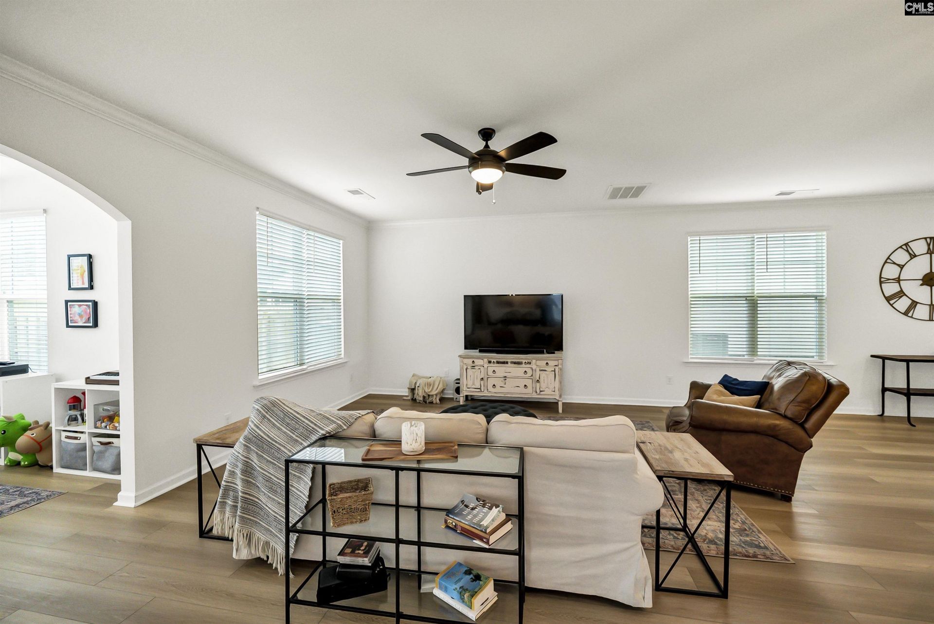 924 Windchase Way  Photo 7