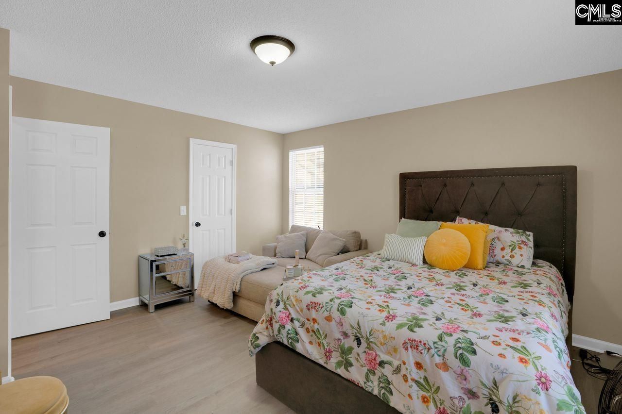 99 Smokewood Drive Photo 12