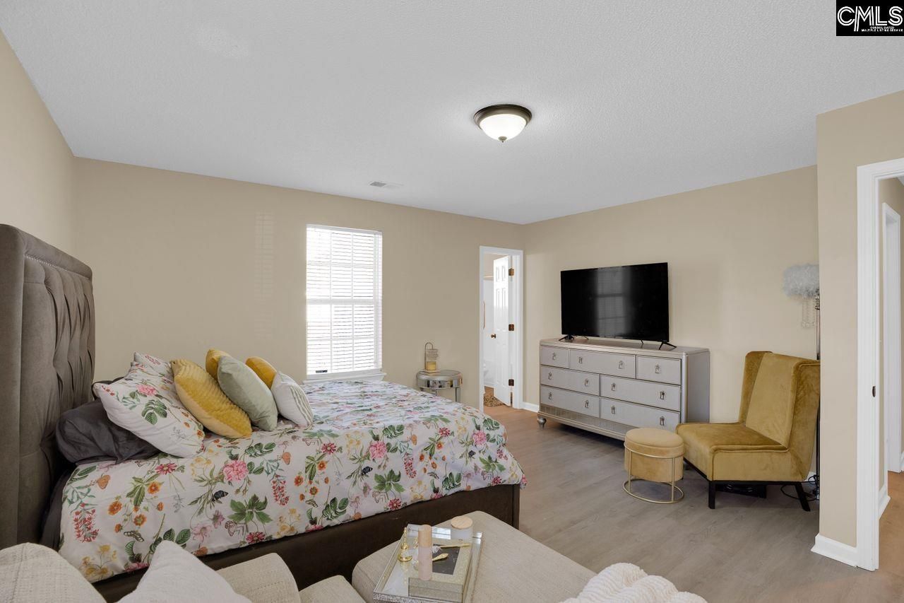 99 Smokewood Drive Photo 13