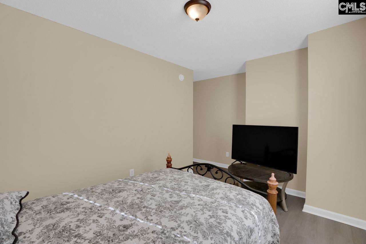 99 Smokewood Drive Photo 17