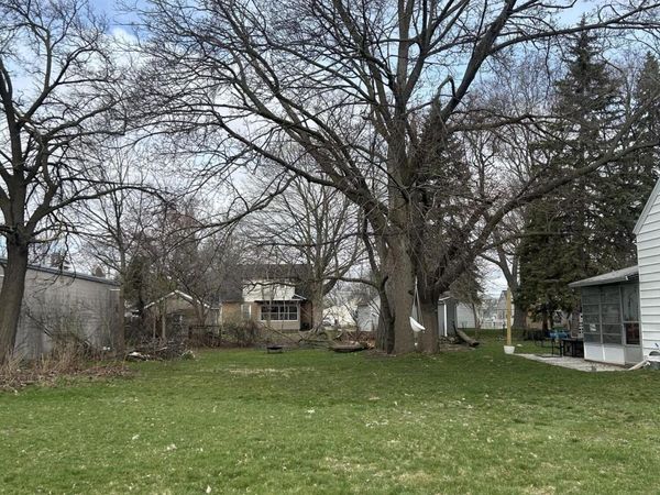 421 Van Allen Street SE, Grand Rapids, MI 49548