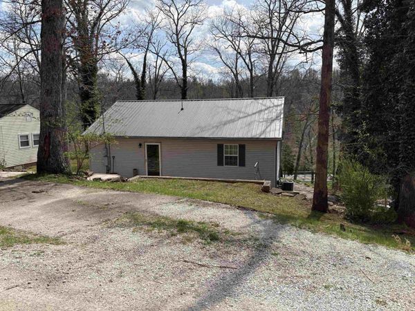 1423 Spring Valley Circle, Huntington, WV 25704