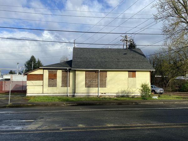 309 17th Street, Oregon City, OR 97045