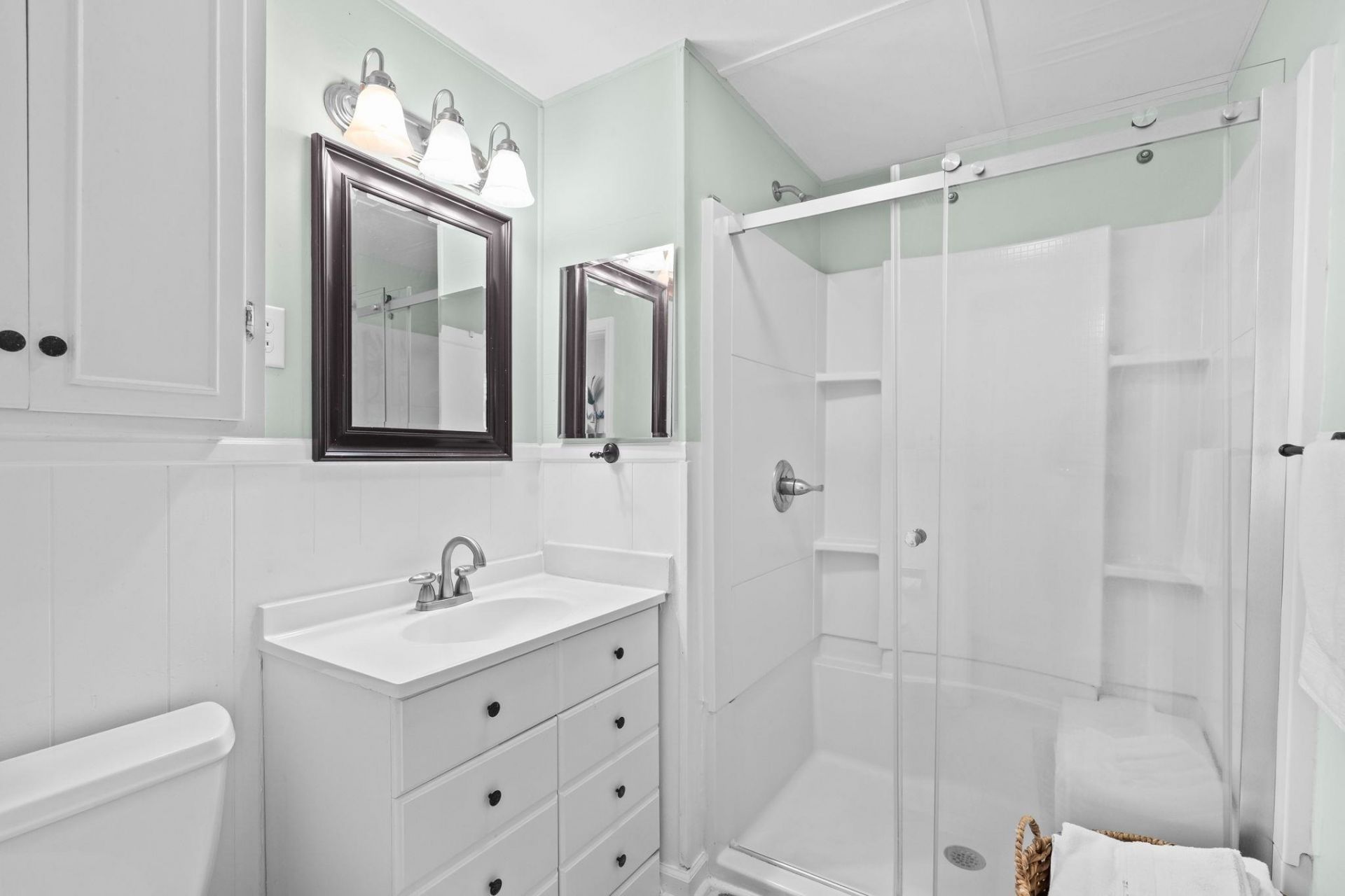 6001-5005 S Kings Hwy.  Photo 22