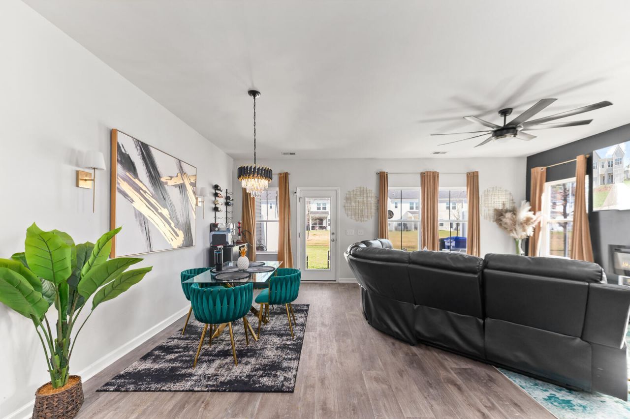 8748 Silver Perch Lane Photo 10