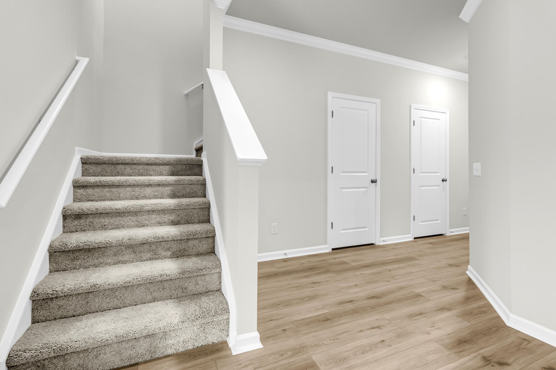 110 Old Creek Court Photo 8